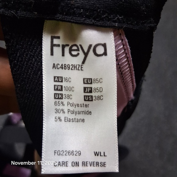 Freya Active Sports Bra Size 38C Haze Fuchia Sonic UW Moulded AC4892 - Picture 5 of 9